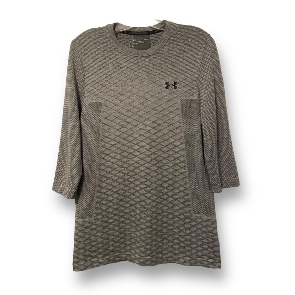 Under Armour Shirt Size Medium